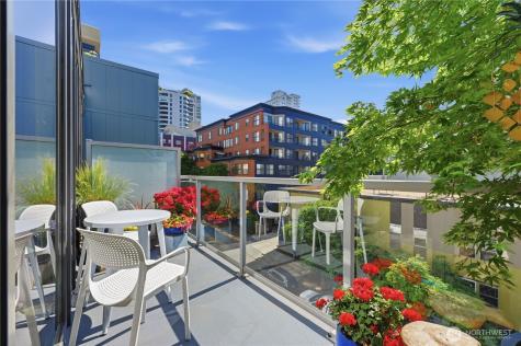 76 Cedar Street Seattle WA 98121