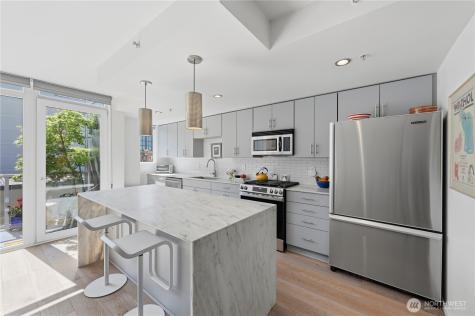 76 Cedar Street Seattle WA 98121
