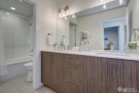 8707 116th Avenue NE Kirkland WA 98033