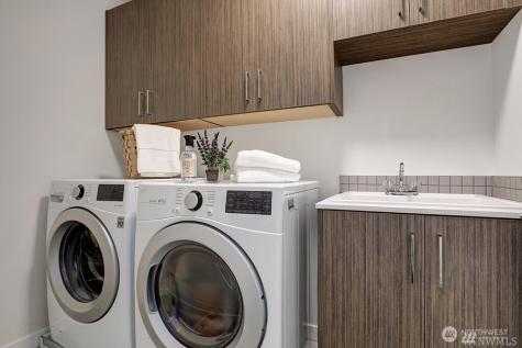 8707 116th Avenue NE Kirkland WA 98033