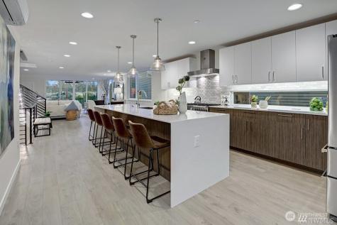 8707 116th Avenue NE Kirkland WA 98033