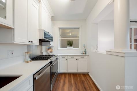 10042 Main Street Bellevue WA 98004