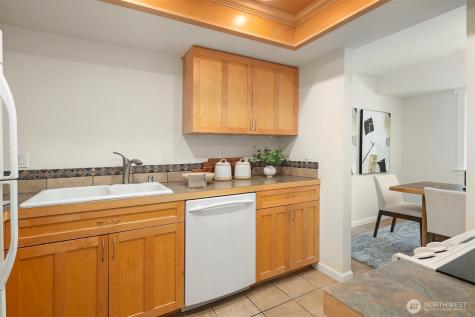 8652 164th Avenue NE Redmond WA 98052