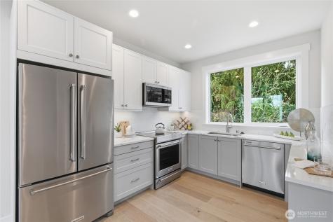 8815 Densmore Avenue N Seattle WA 98103