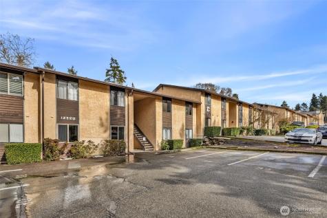 12520 NE 145th Street Kirkland WA 98034