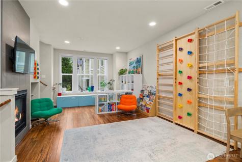 23000 NE 8th Sammamish WA 98074