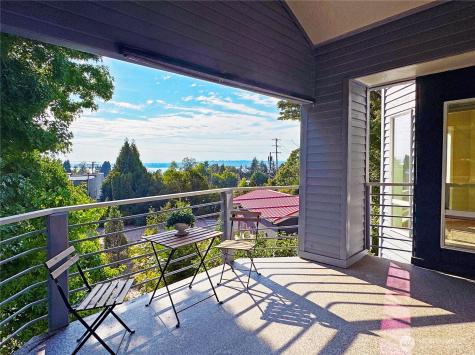 10834 NE 68th Street Kirkland WA 98033