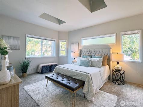 10834 NE 68th Street Kirkland WA 98033