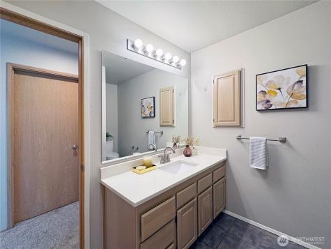 10834 NE 68th Street Kirkland WA 98033