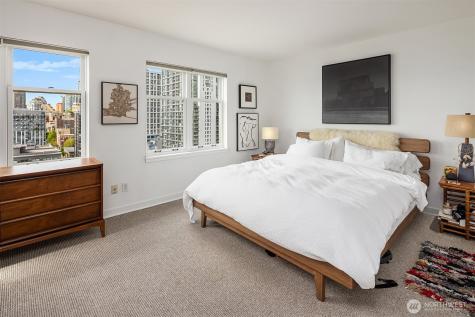 1009 Western Avenue Seattle WA 98104