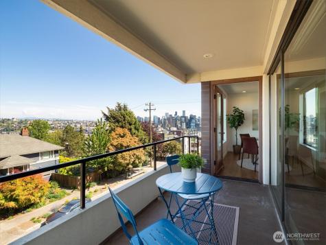 1605 5th Avenue N Seattle WA 98109