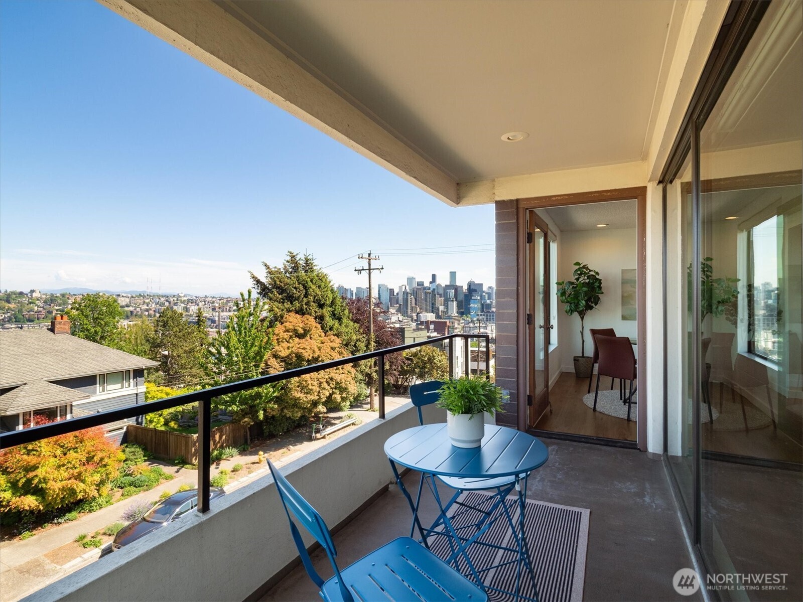 1605 5th Avenue N Seattle WA 98109