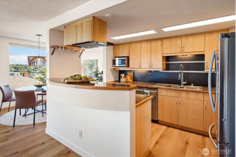 1605 5th Avenue N Seattle WA 98109
