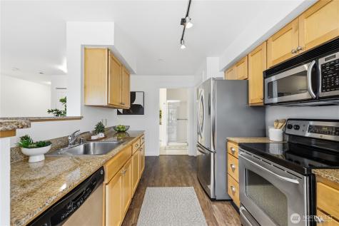 300 High School Road NE Bainbridge Island WA 98110