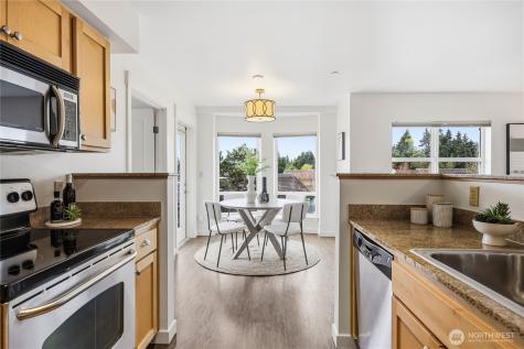300 High School Road NE Bainbridge Island WA 98110