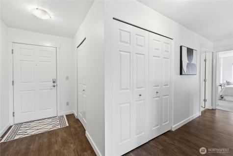 300 High School Road NE Bainbridge Island WA 98110