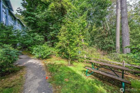 300 High School Road NE Bainbridge Island WA 98110