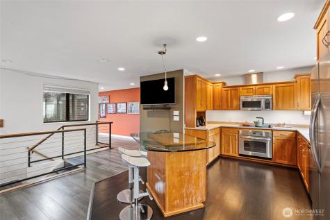 611 S State Street Kirkland WA 98033