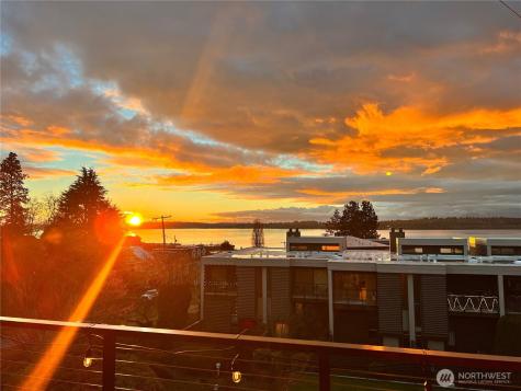 611 S State Street Kirkland WA 98033