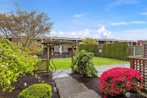 611 S State Street Kirkland WA 98033