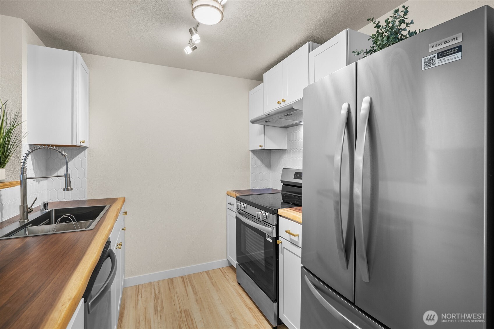 921 130th Street SW Everett WA 98204