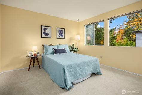 11526 114th Court NE Kirkland WA 98033