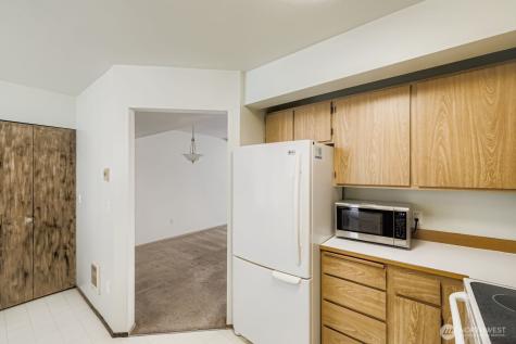 10 E Casino Road Everett WA 98208