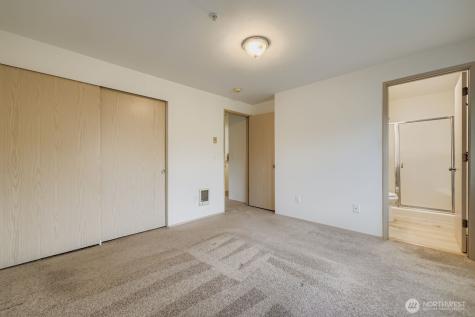 10 E Casino Road Everett WA 98208