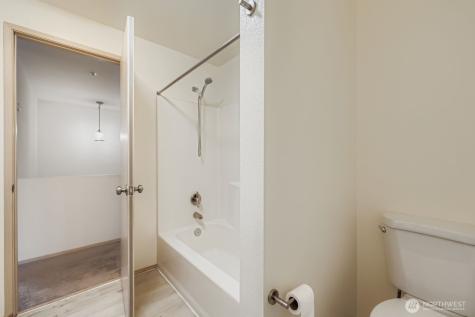 10 E Casino Road Everett WA 98208