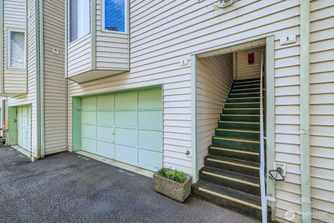 10 E Casino Road Everett WA 98208