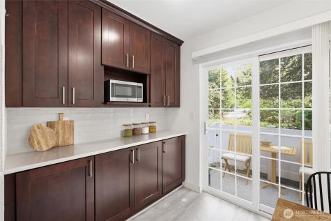601 12th Avenue NW Issaquah WA 98027
