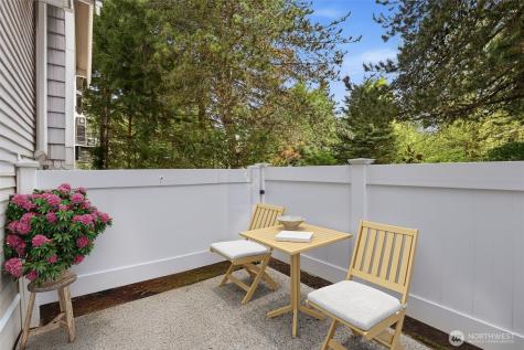 601 12th Avenue NW Issaquah WA 98027