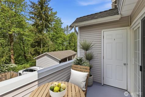 601 12th Avenue NW Issaquah WA 98027