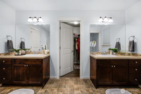 317 204th Place SE Bothell WA 98012