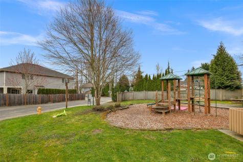 317 204th Place SE Bothell WA 98012