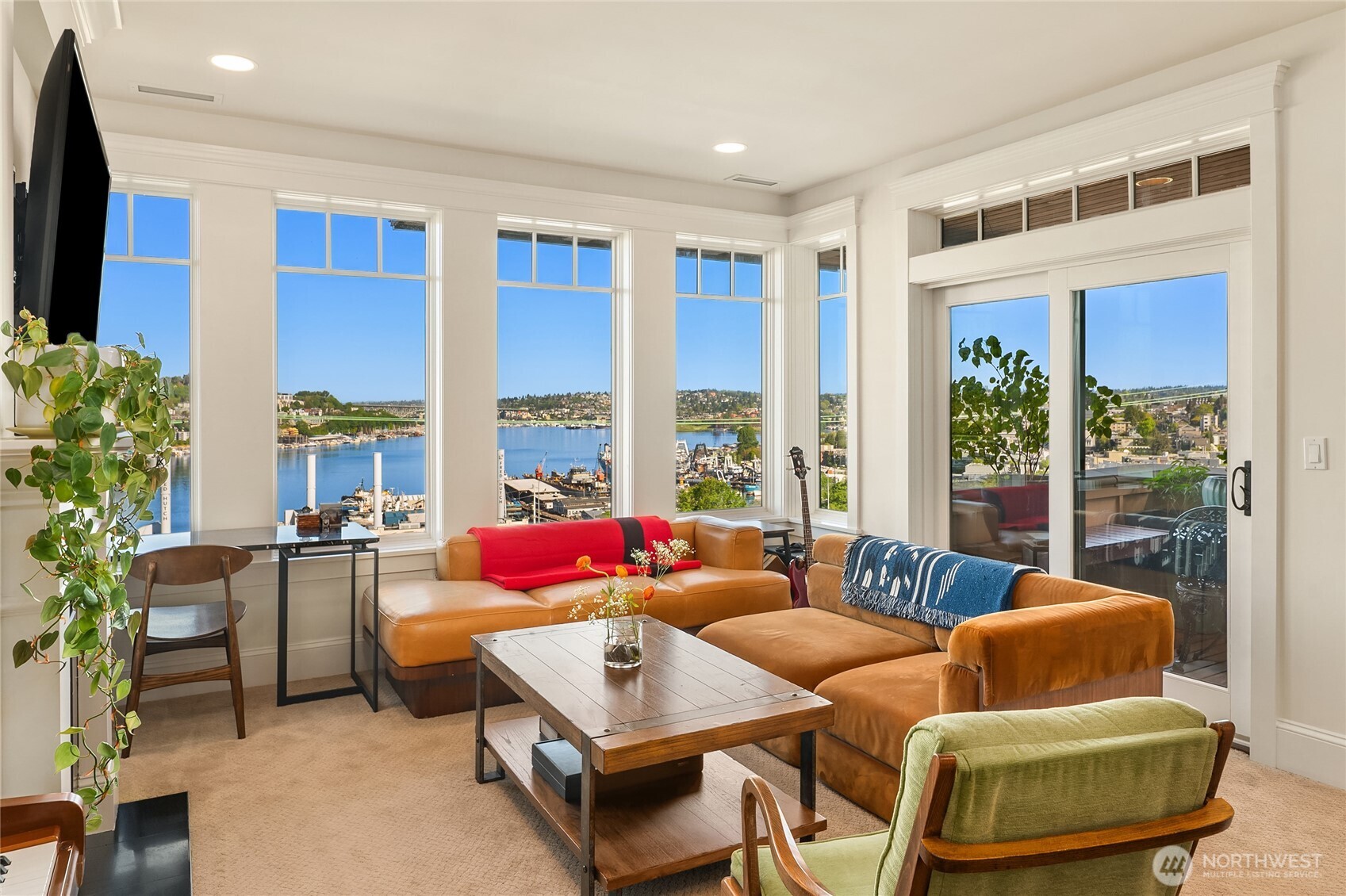 1114 Lakeview Boulevard E Seattle WA 98102