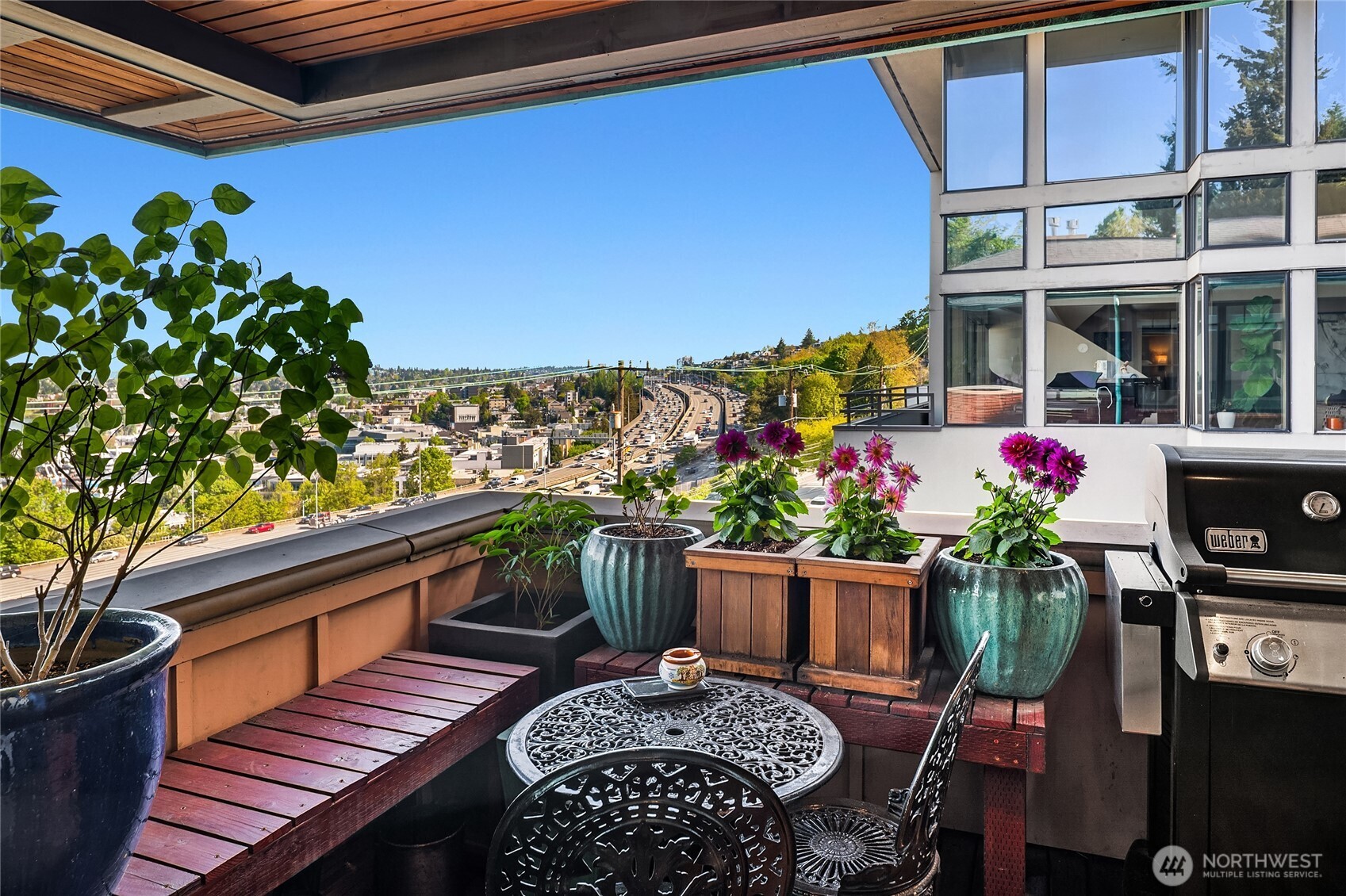 1114 Lakeview Boulevard E Seattle WA 98102