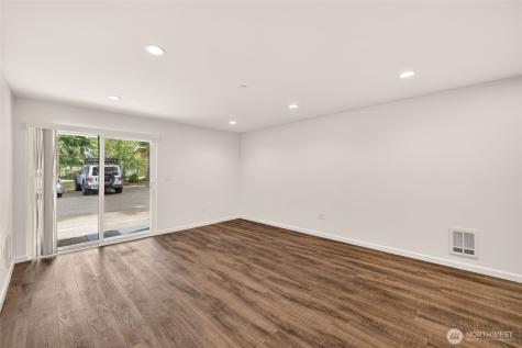 5822 200th Street SW Lynnwood WA 98036