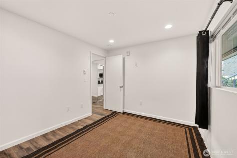 5822 200th Street SW Lynnwood WA 98036