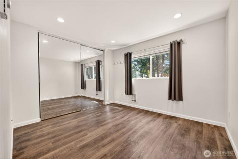 5822 200th Street SW Lynnwood WA 98036