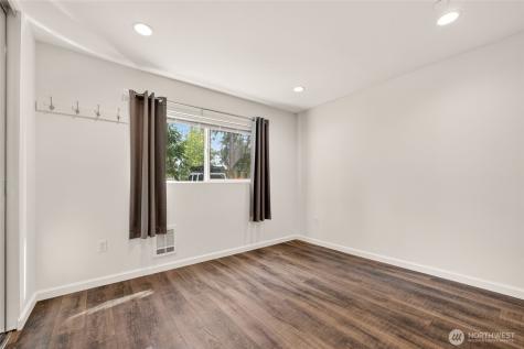 5822 200th Street SW Lynnwood WA 98036