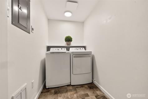 5822 200th Street SW Lynnwood WA 98036