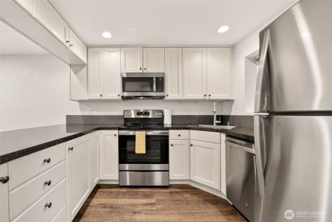 5822 200th Street SW Lynnwood WA 98036