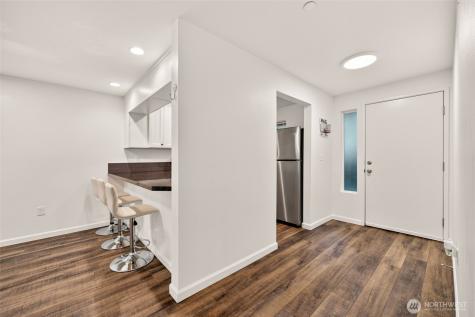 5822 200th Street SW Lynnwood WA 98036