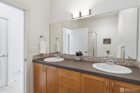 2225 NW Moraine Place Issaquah WA 98027