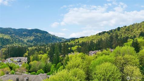 2225 NW Moraine Place Issaquah WA 98027