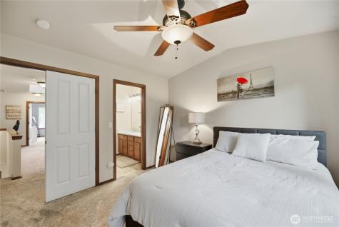 1047 215th Place SE Bothell WA 98021