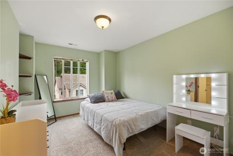 1047 215th Place SE Bothell WA 98021