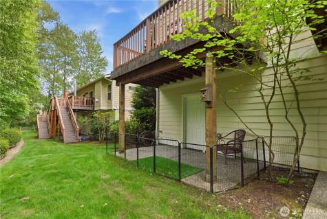 1047 215th Place SE Bothell WA 98021