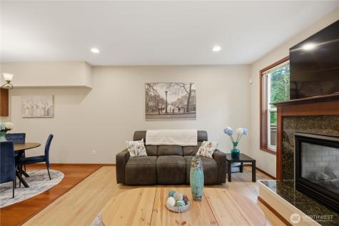 1047 215th Place SE Bothell WA 98021